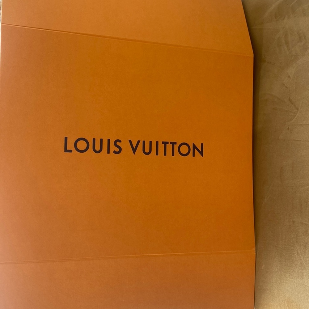 Louis Vuitton box